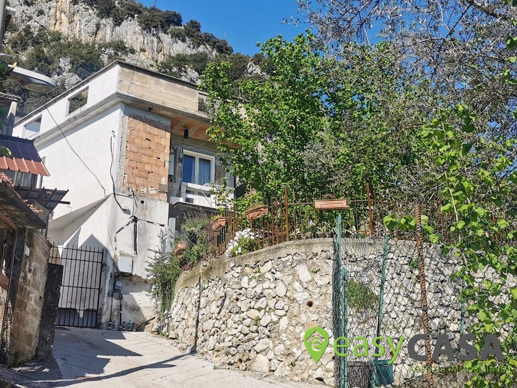 Casa indipendente a Montecorvino Rovella (SA)