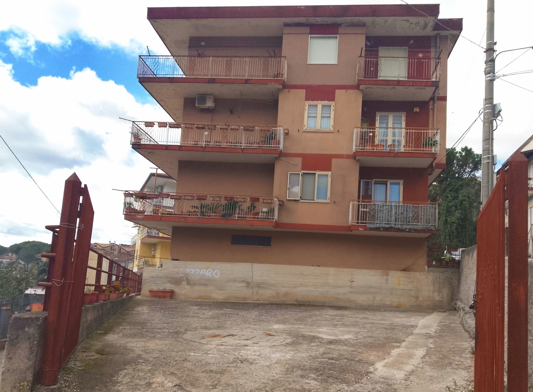 Appartamento a pochi passi  dal centro di Montecorvino Rovella (SA)